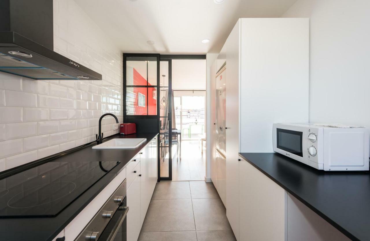 Ever House Ifema Mar De Cristal Madrid Exteriör bild